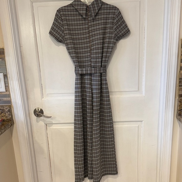 BeBop Gray Plaid Jumpsuit with Belted Waist - Picture 5 of 8